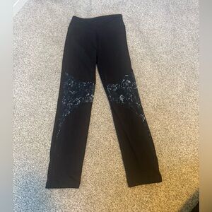 SO Black Yoga High-Rise Capri